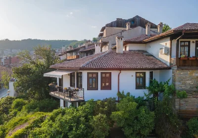 Zdravets Apartments
