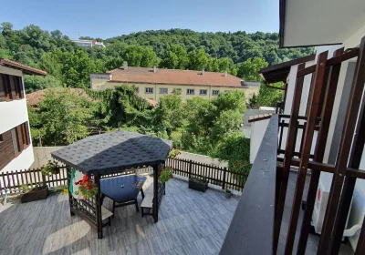 Tarnovgrad Apartments